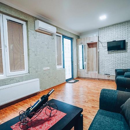 Second House Rustaveli Apartment Tbilisi Exterior photo